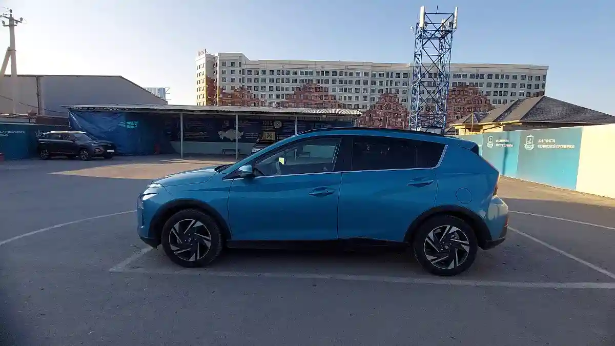 Hyundai Bayon 2023 года за 9 000 000 тг. в Шымкент