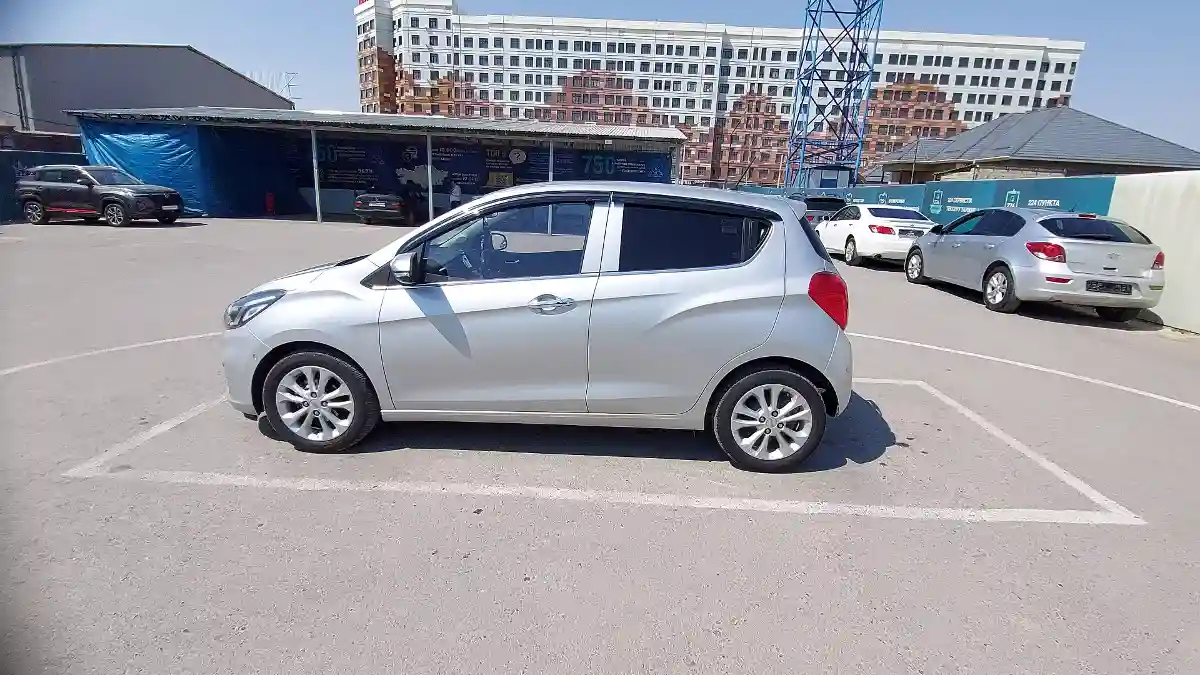 Chevrolet Spark 2020 года за 5 900 000 тг. в Шымкент