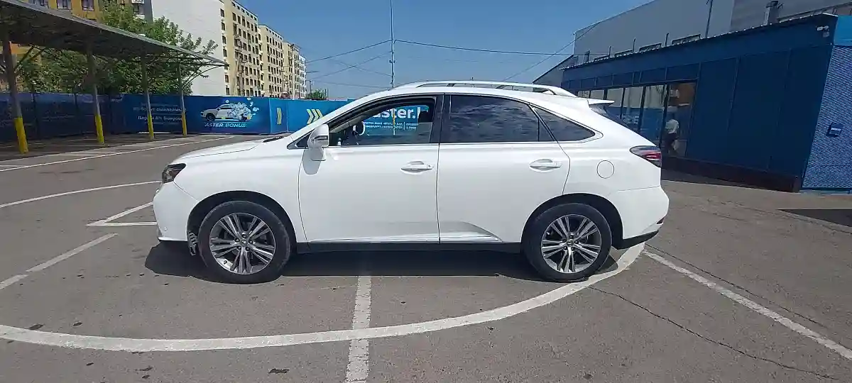 Lexus RX 2016 года за 15 000 000 тг. в Алматы