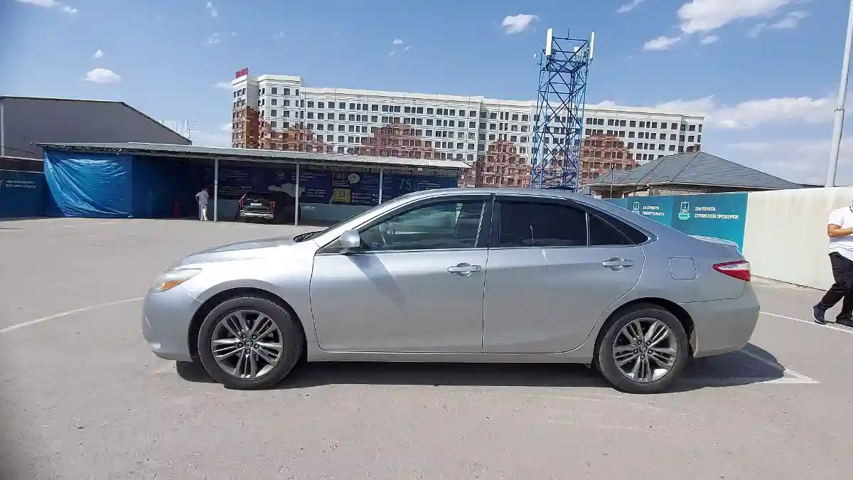 Toyota Camry 2016 года за 9 000 000 тг. в Шымкент