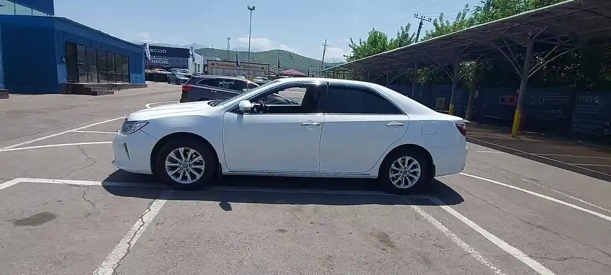 Toyota Camry 2012 года за 8 000 000 тг. в Алматы