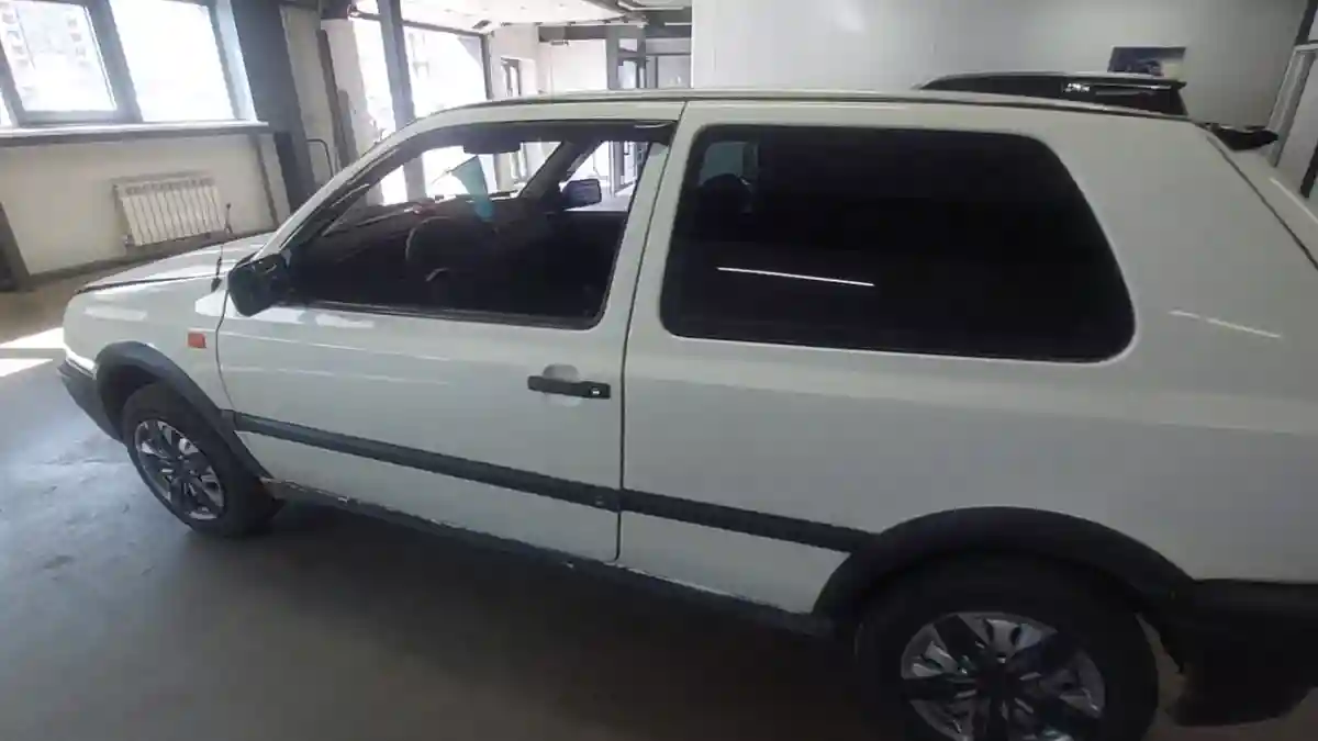 Volkswagen Golf 1994 года за 1 200 000 тг. в Астана