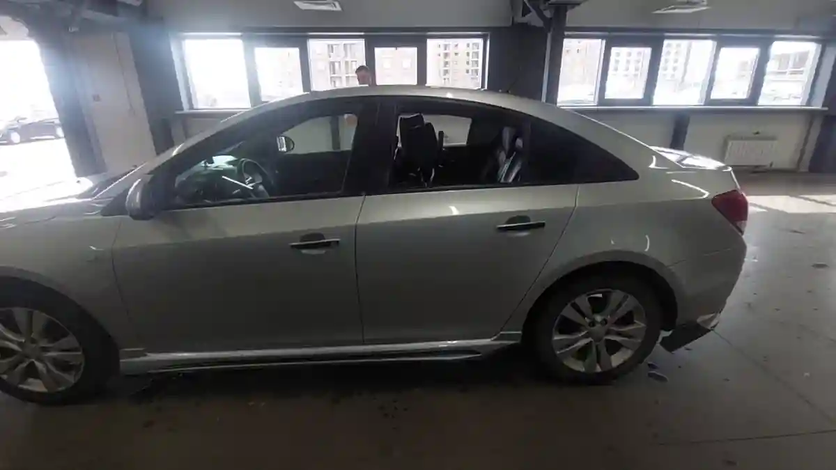 Chevrolet Cruze 2013 года за 5 000 000 тг. в Астана