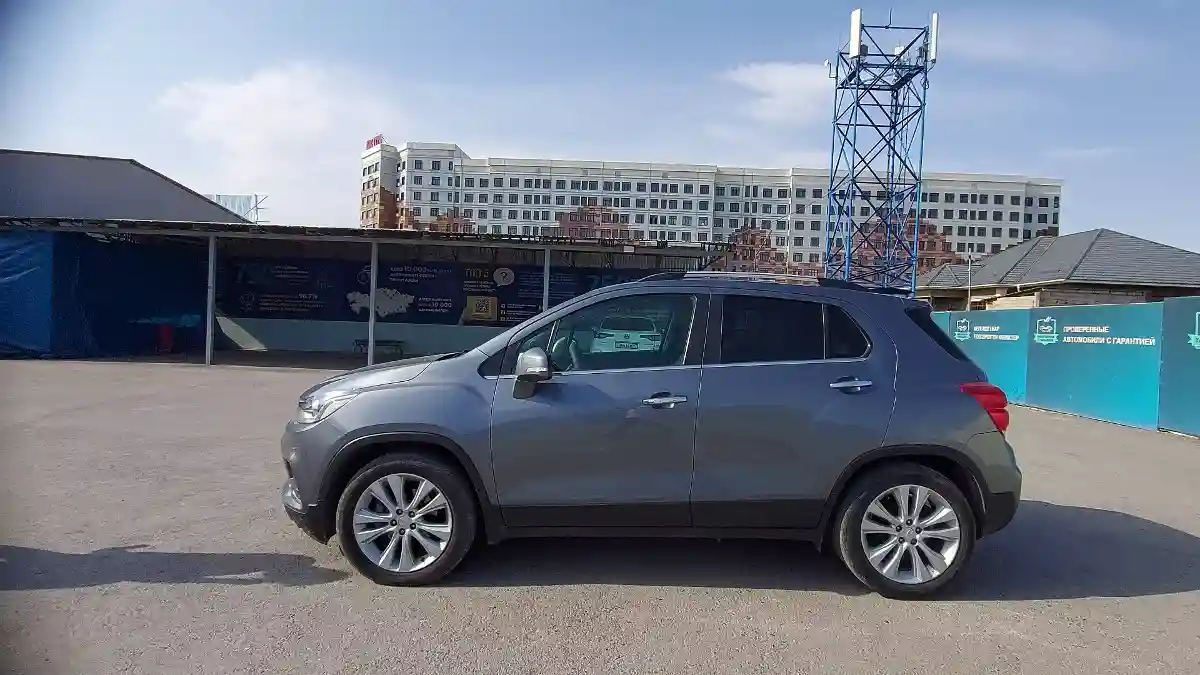 Chevrolet Tracker 2020 года за 8 000 000 тг. в Шымкент