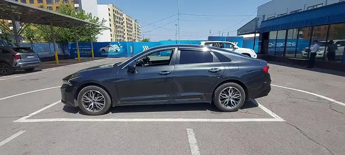 Kia K5 2022 года за 13 500 000 тг. в Алматы