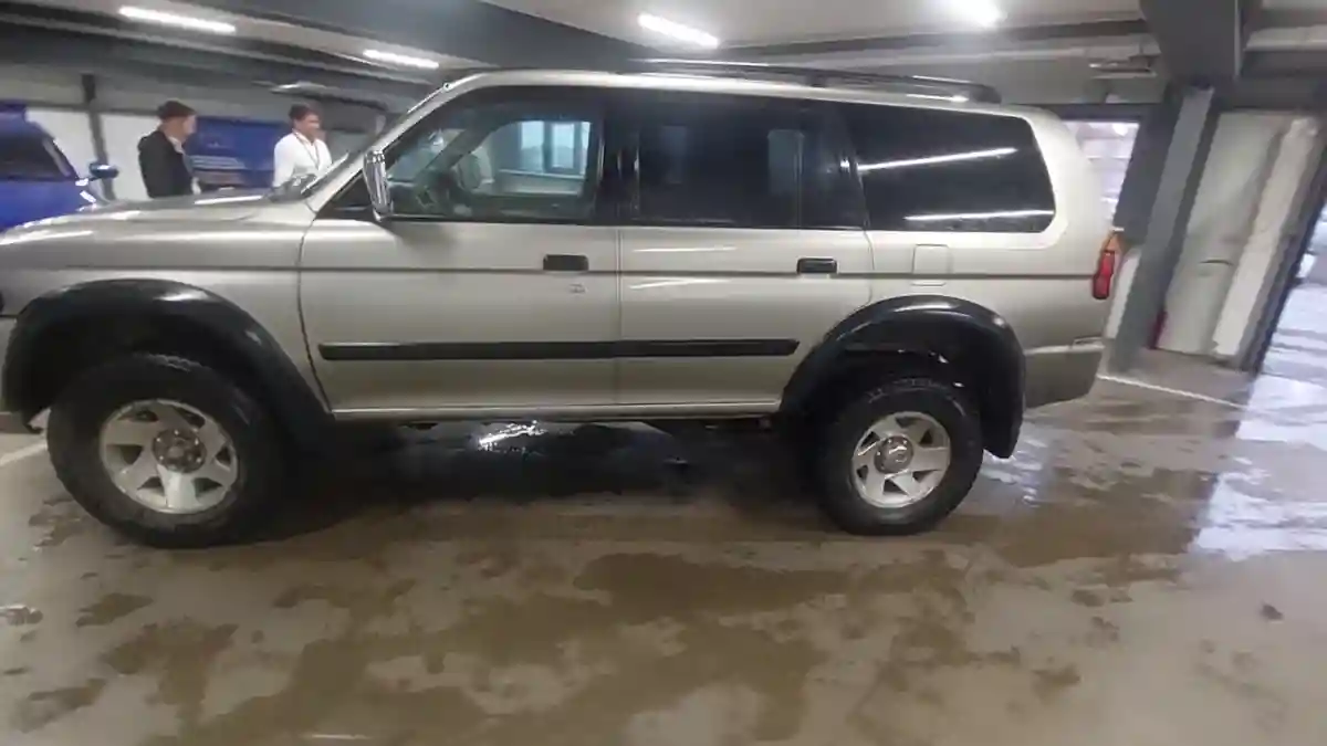 Mitsubishi Montero Sport 2002 года за 3 000 000 тг. в Астана