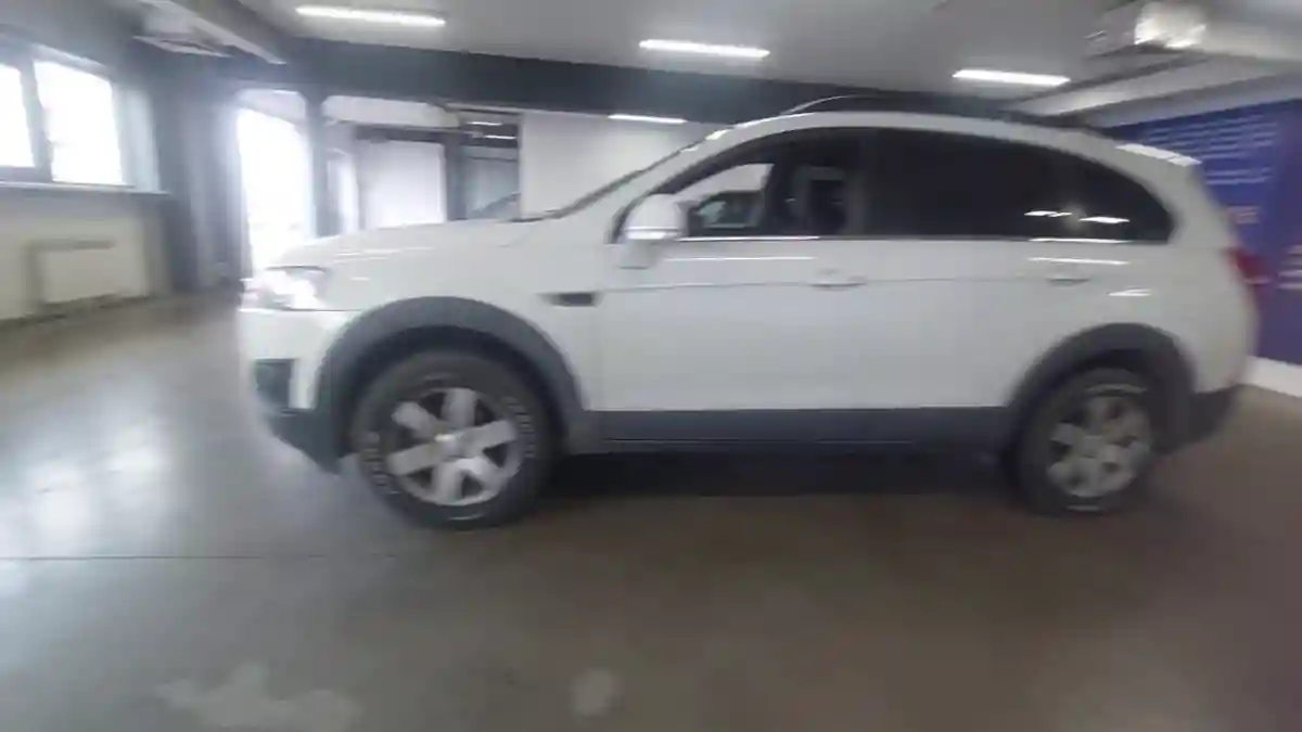 Chevrolet Captiva 2013 года за 8 000 000 тг. в Астана