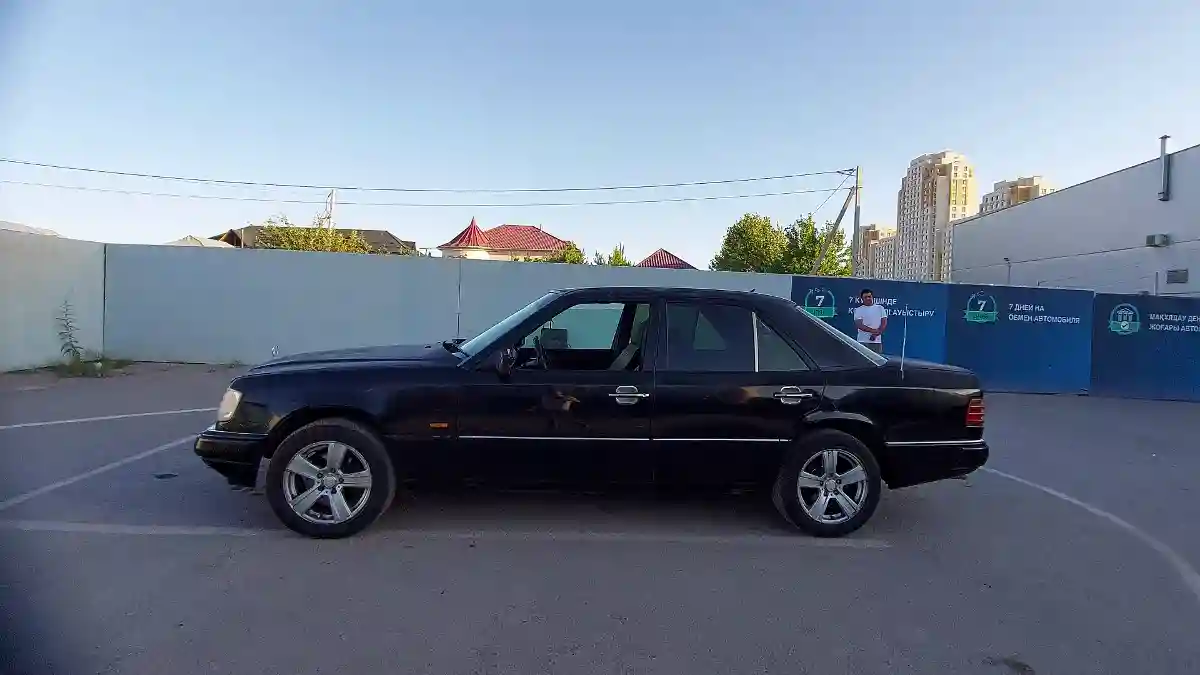 Mercedes-Benz W124 1992 года за 2 000 000 тг. в Шымкент