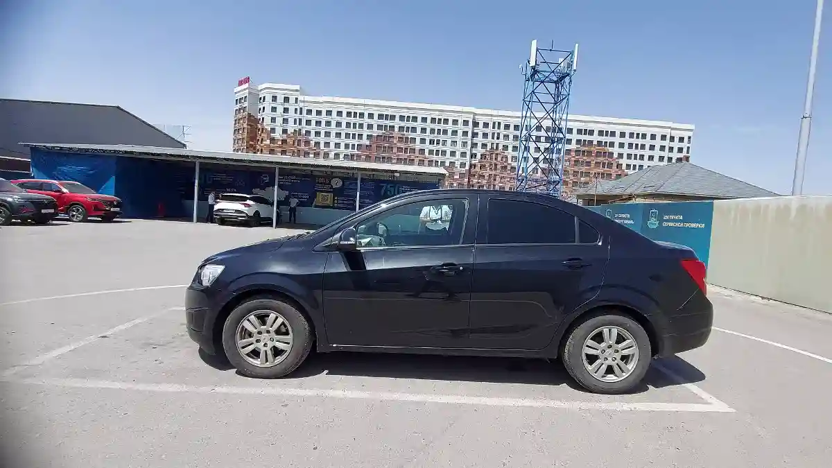 Chevrolet Aveo 2015 года за 4 200 000 тг. в Шымкент