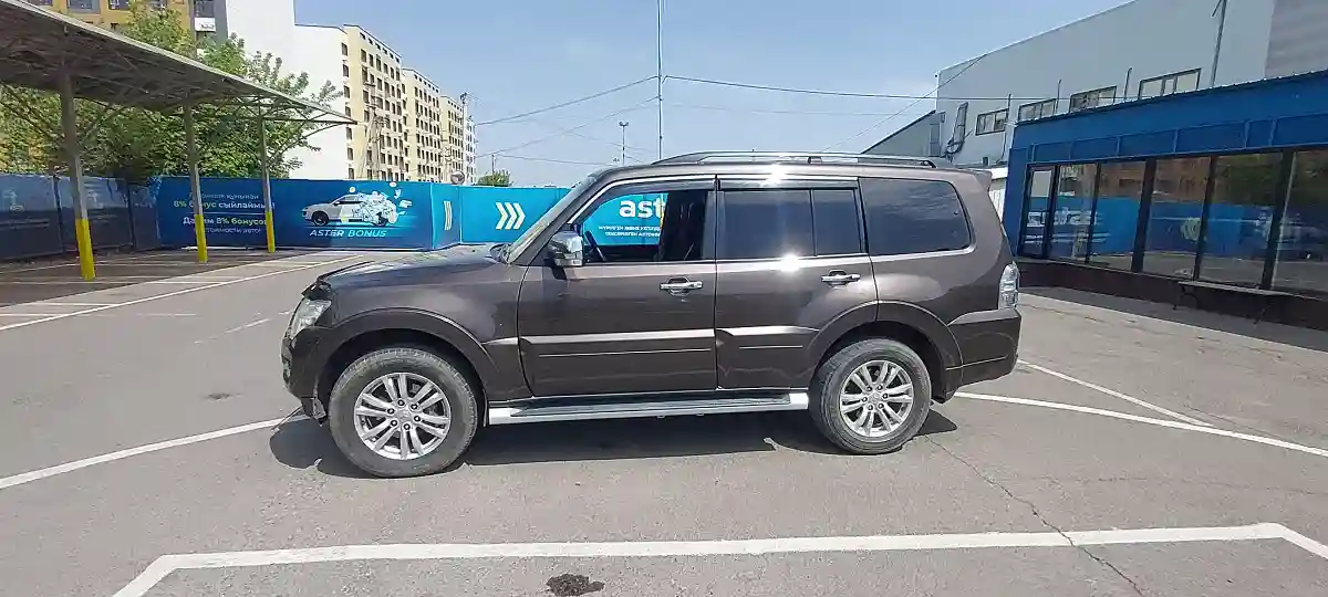 Mitsubishi Pajero 2017 года за 16 200 000 тг. в Алматы