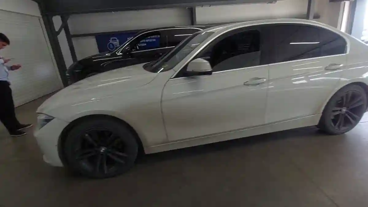 BMW 3 серии 2018 года за 13 000 000 тг. в Астана