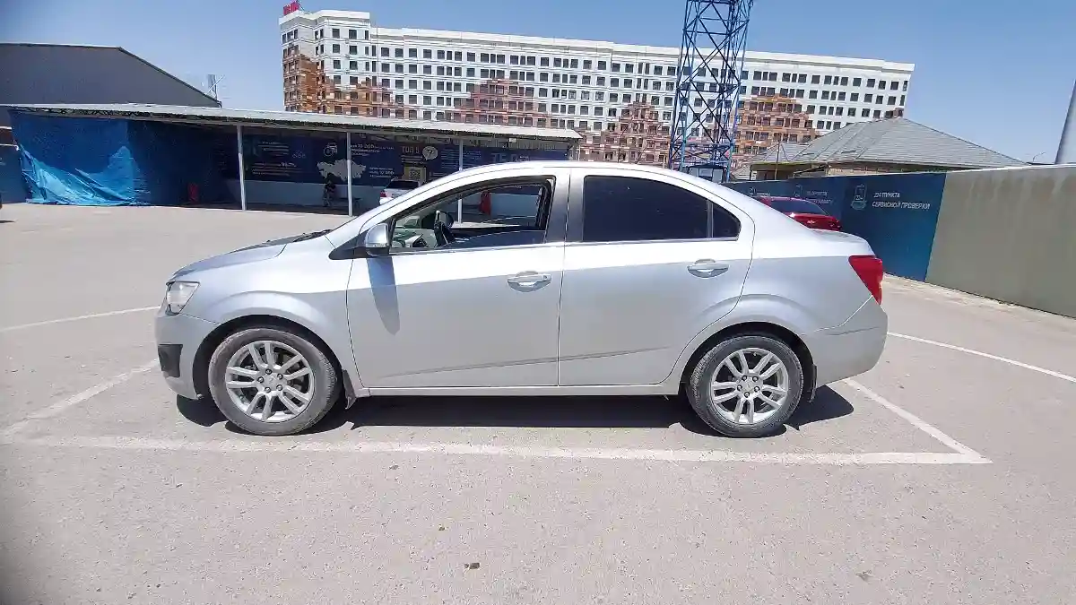 Chevrolet Aveo 2014 года за 3 500 000 тг. в Шымкент