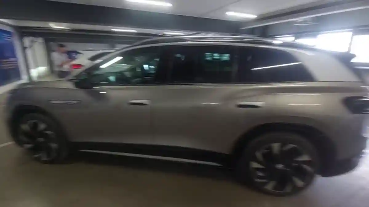 Volkswagen ID.6 2022 года за 15 000 000 тг. в Астана