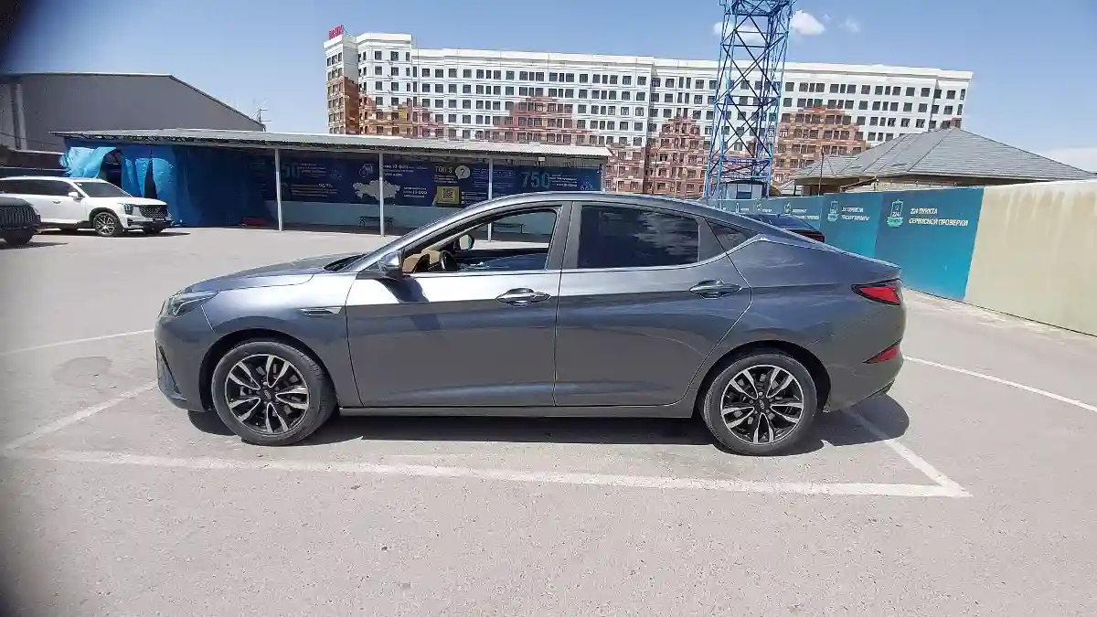 JAC J7 2021 года за 6 800 000 тг. в Шымкент