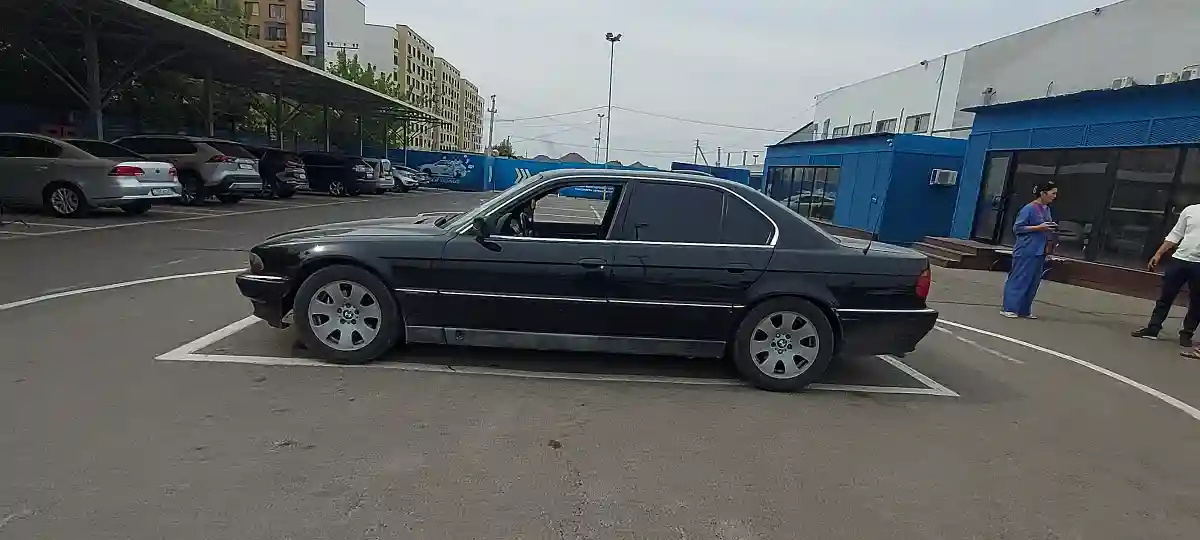 BMW 7 серии 1997 года за 3 500 000 тг. в Алматы