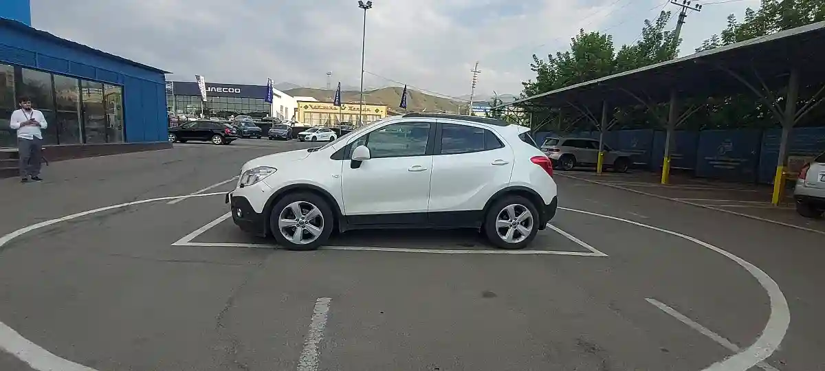 Opel Mokka 2013 года за 5 500 000 тг. в Алматы