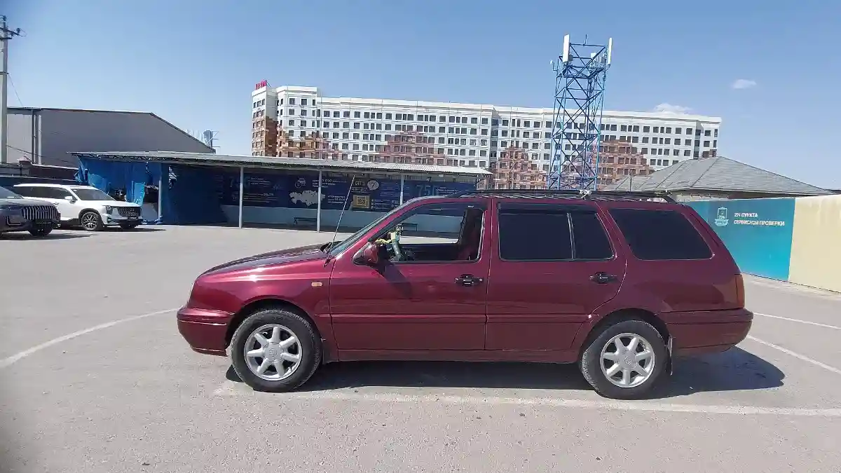 Volkswagen Golf 1994 года за 2 600 000 тг. в Шымкент