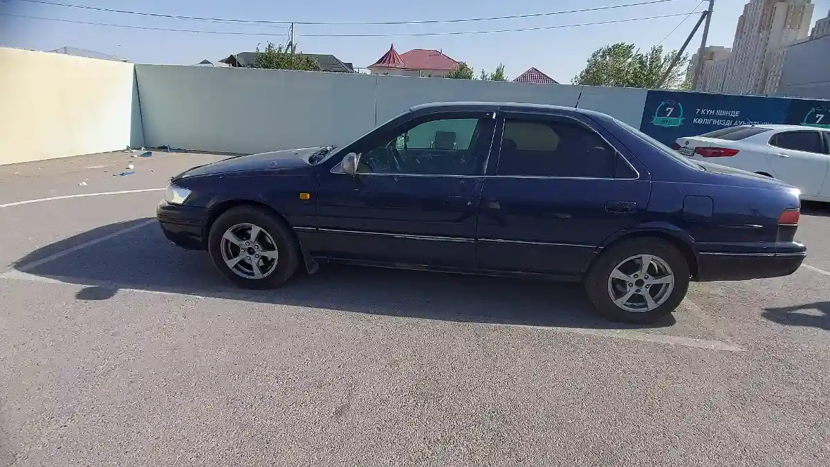 Toyota Camry 1997 года за 3 000 000 тг. в Шымкент