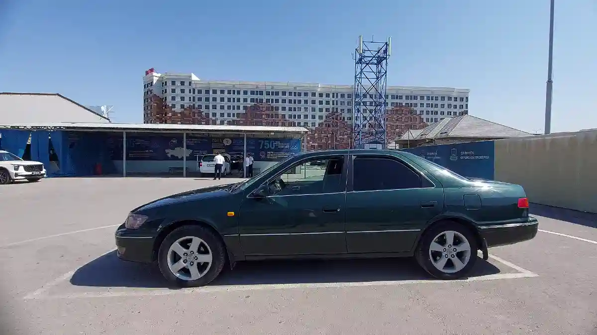 Toyota Camry 2000 года за 4 500 000 тг. в Шымкент
