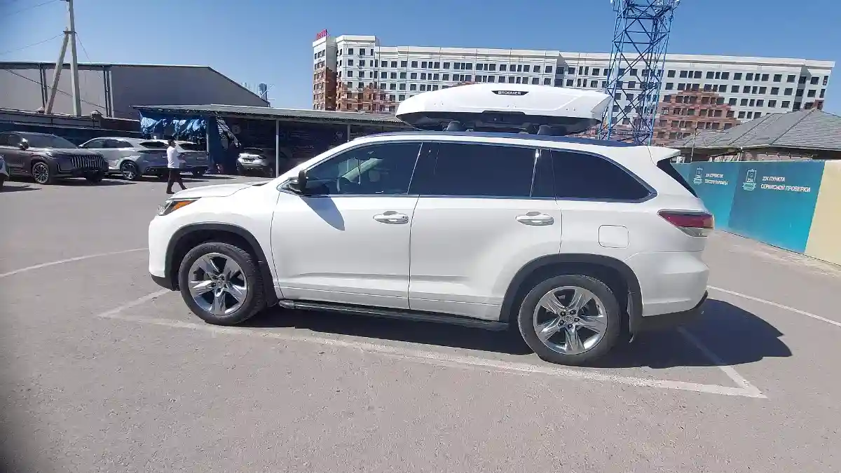 Toyota Highlander 2015 года за 15 500 000 тг. в Шымкент