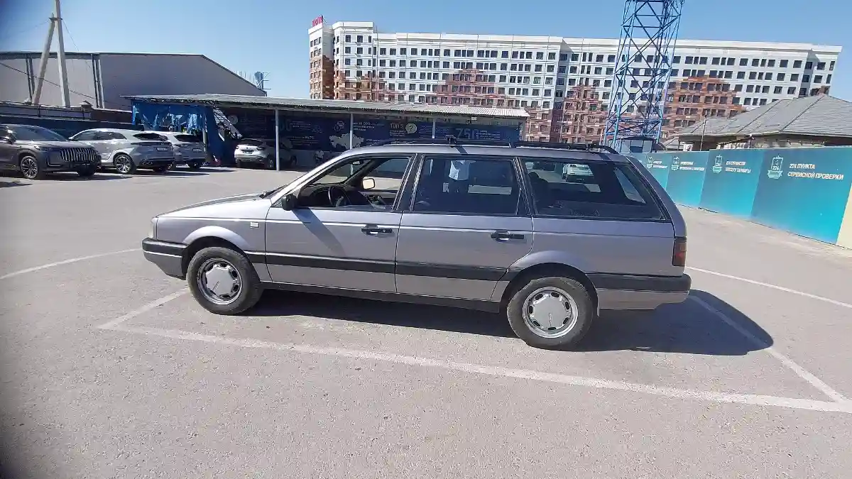 Volkswagen Passat 1993 года за 2 600 000 тг. в Шымкент