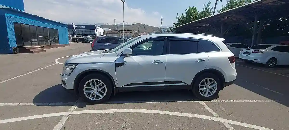 Renault Samsung QM6 2017 года за 8 000 000 тг. в Алматы