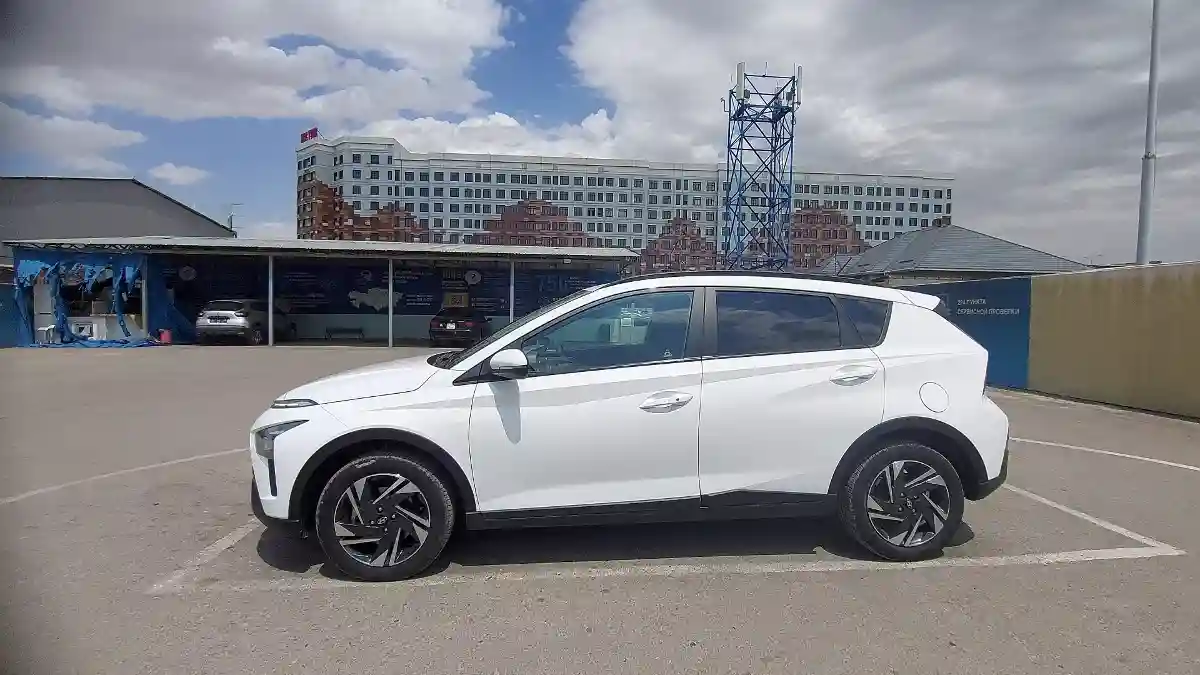 Hyundai Bayon 2023 года за 9 000 000 тг. в Шымкент