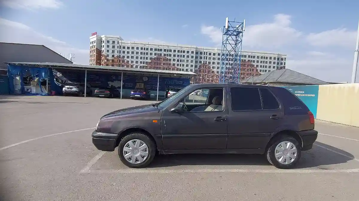 Volkswagen Golf 1997 года за 1 050 000 тг. в Шымкент