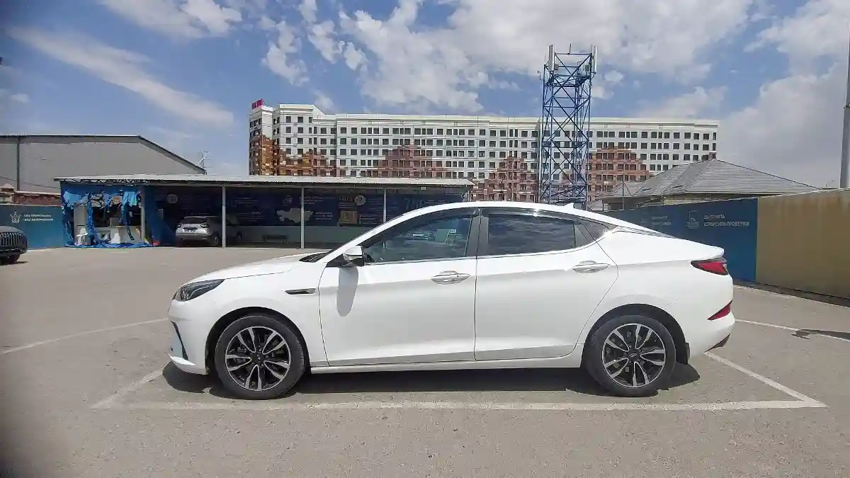 JAC J7 2022 года за 7 000 000 тг. в Шымкент