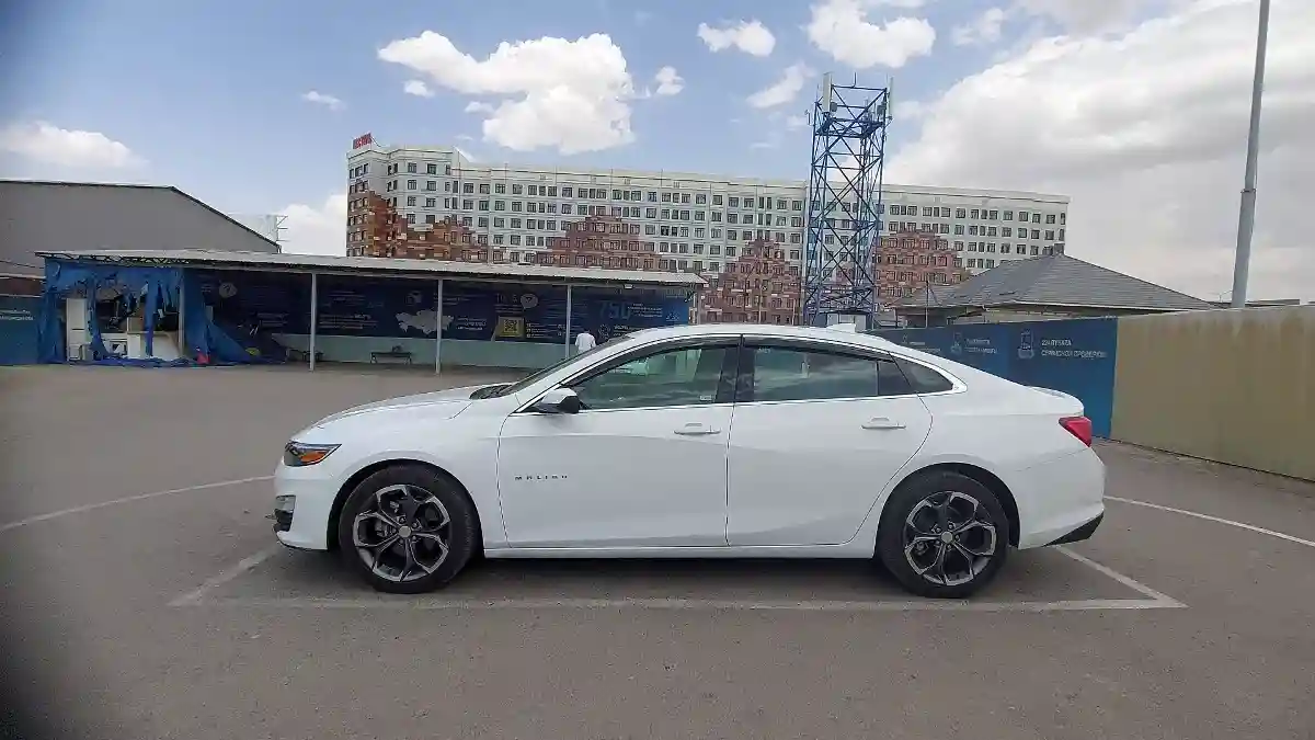 Chevrolet Malibu 2024 года за 13 000 000 тг. в Шымкент