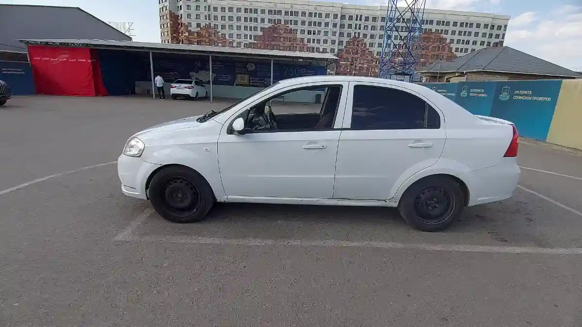 Chevrolet Aveo 2013 года за 2 800 000 тг. в Шымкент
