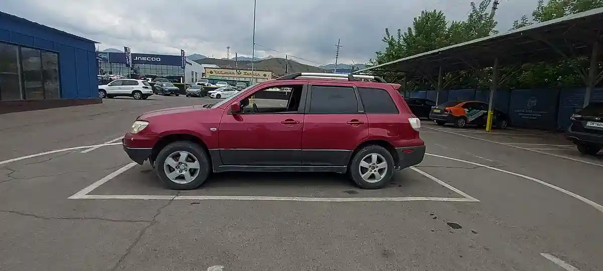 Mitsubishi Outlander 2003 года за 2 500 000 тг. в Алматы