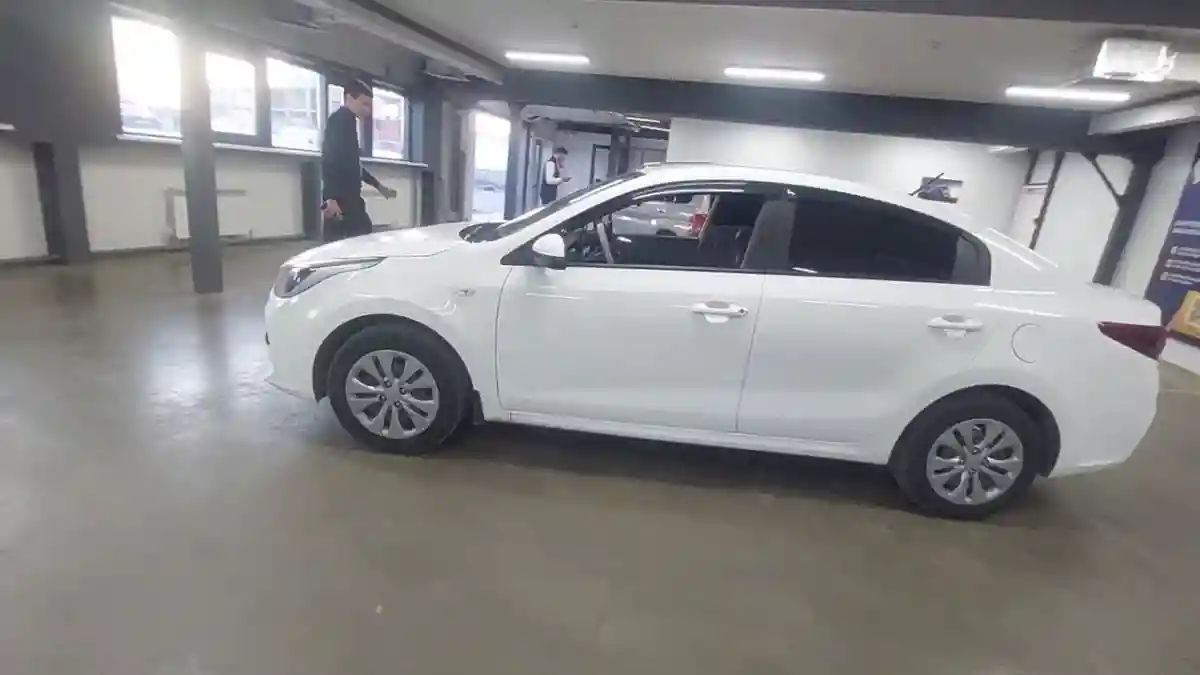 Kia Rio 2020 года за 6 500 000 тг. в Астана