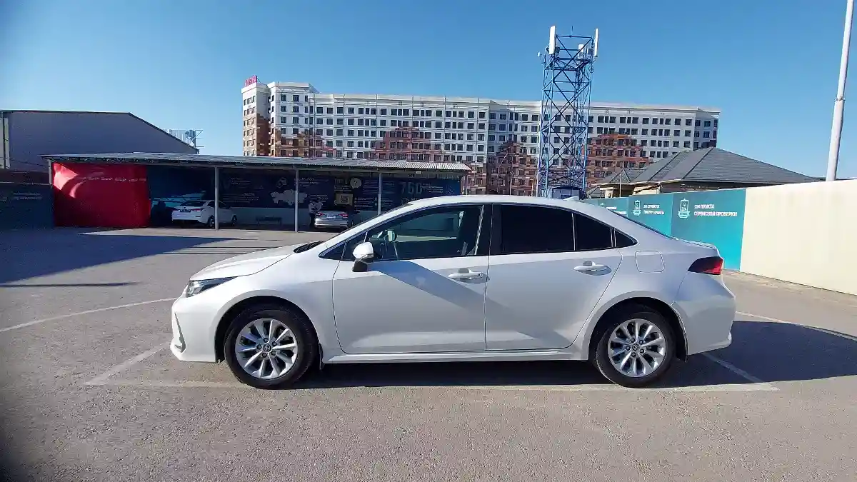 Toyota Corolla 2022 года за 12 800 000 тг. в Шымкент