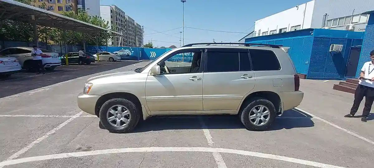 Toyota Highlander 2001 года за 5 500 000 тг. в Алматы