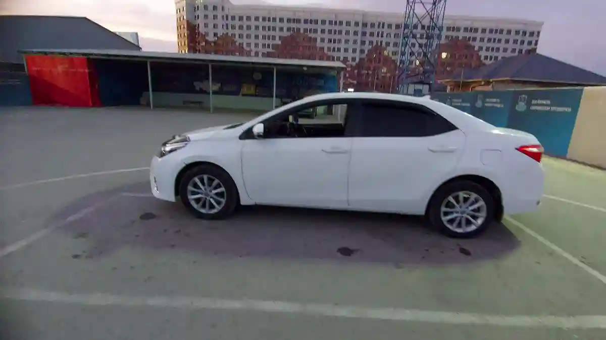 Toyota Corolla 2014 года за 8 500 000 тг. в Шымкент