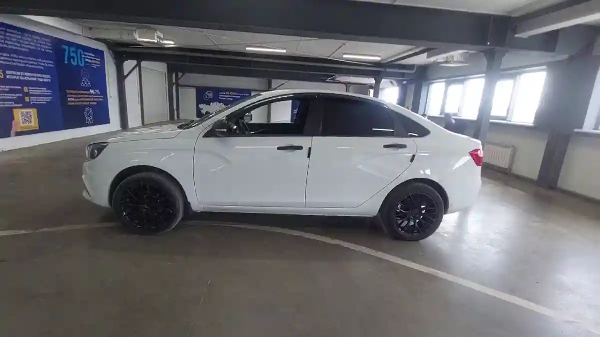 LADA (ВАЗ) Vesta 2019 года за 5 200 000 тг. в Астана