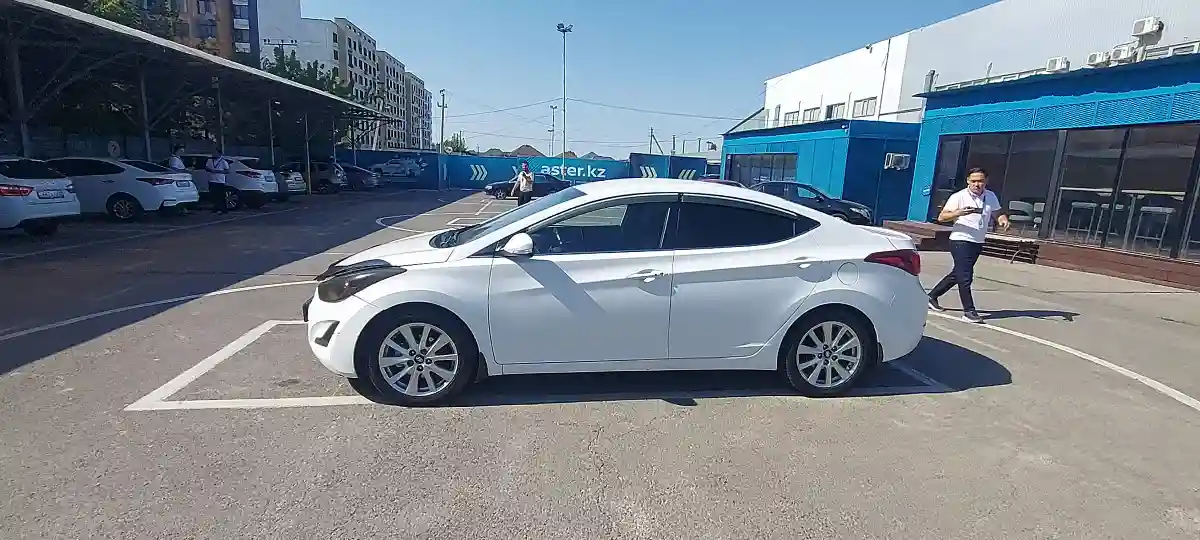 Hyundai Elantra 2015 года за 6 700 000 тг. в Алматы