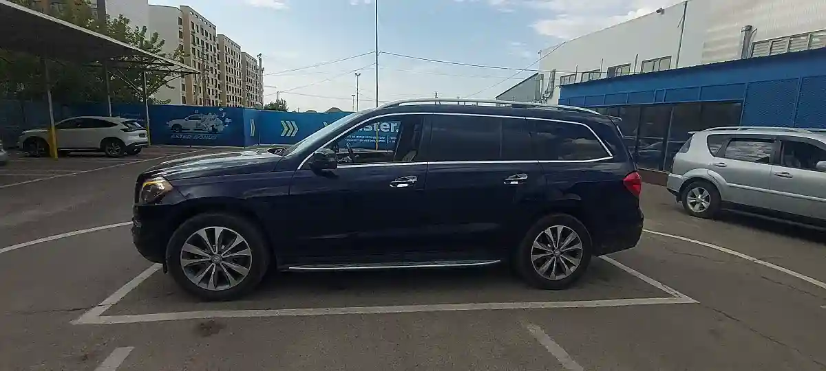 Mercedes-Benz GL-Класс 2014 года за 18 000 000 тг. в Алматы