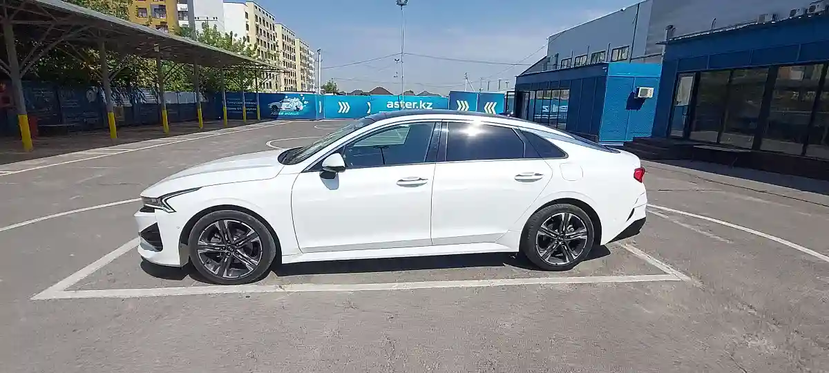 Kia K5 2021 года за 12 000 000 тг. в Алматы