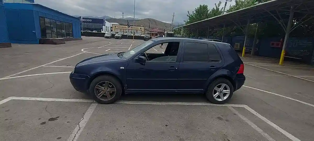 Volkswagen Golf 2001 года за 2 800 000 тг. в Алматы