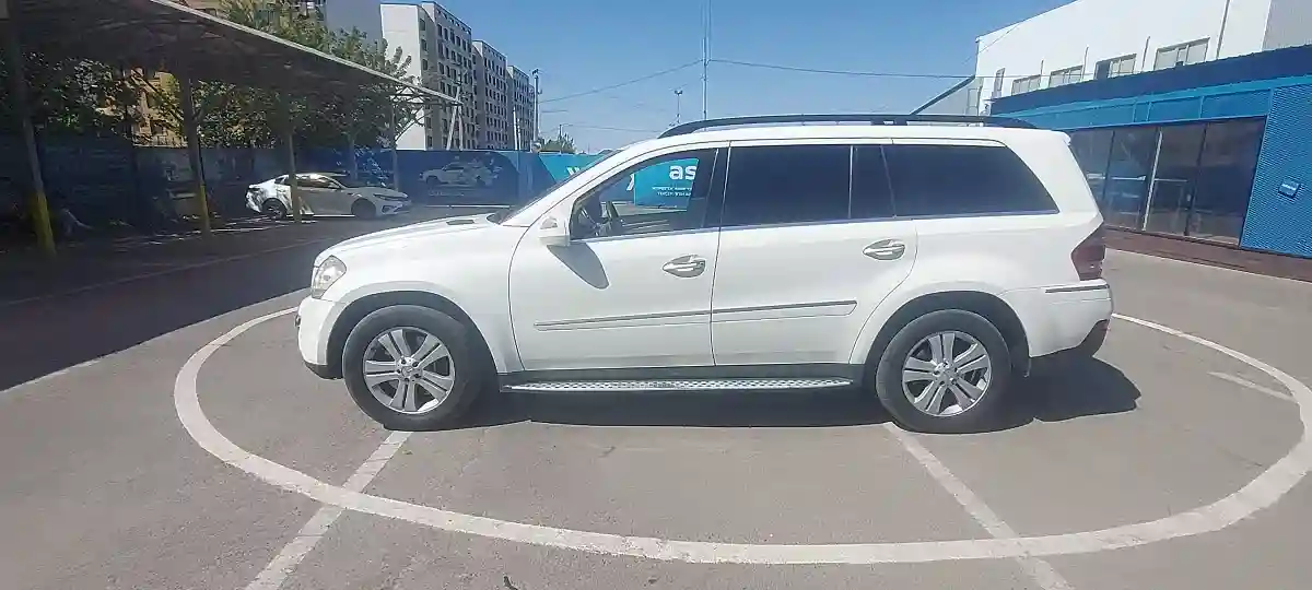 Mercedes-Benz GL-Класс 2009 года за 6 500 000 тг. в Алматы