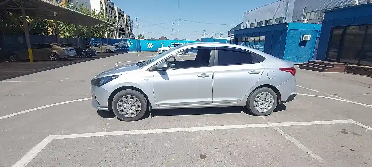 Hyundai Accent 2020 года за 6 000 000 тг. в Алматы