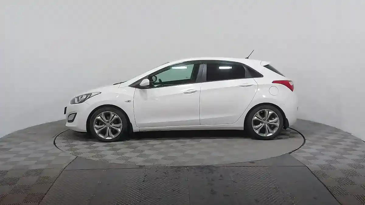 Hyundai i30 2015 года за 5 750 000 тг. в Астана
