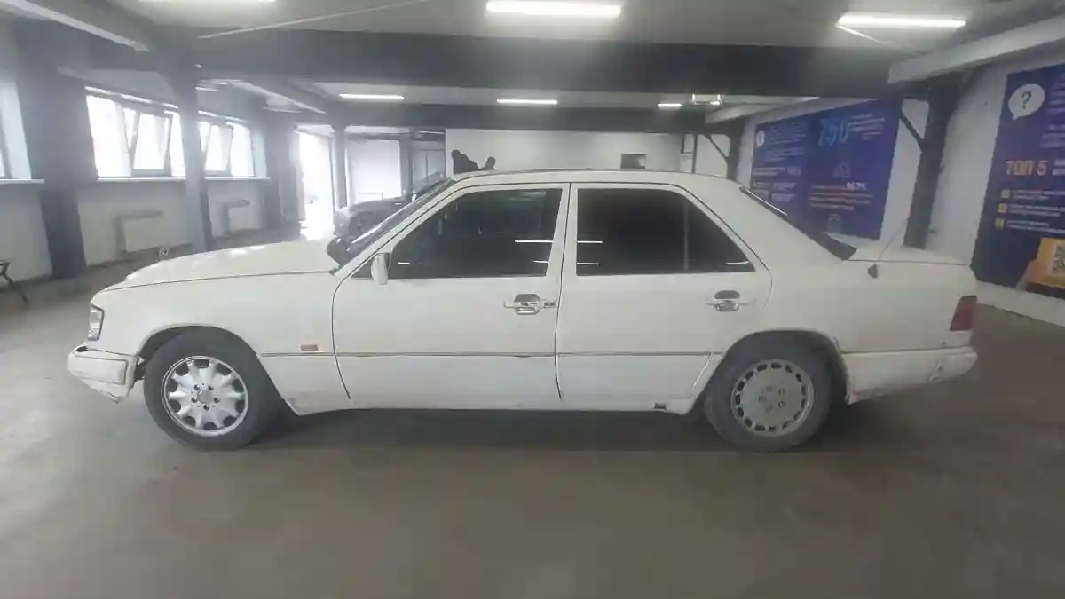 Mercedes-Benz W124 1989 года за 1 400 000 тг. в Астана