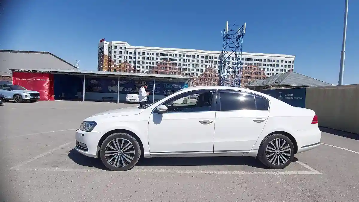 Volkswagen Passat 2012 года за 6 000 000 тг. в Шымкент