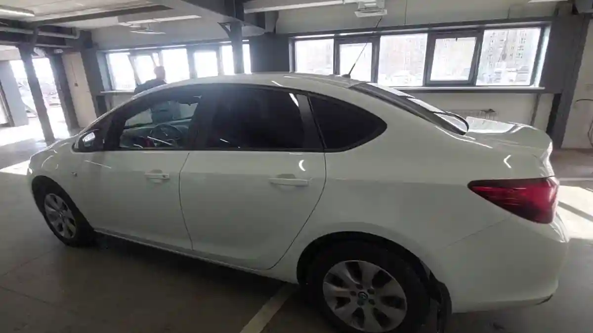 Opel Astra 2014 года за 6 000 000 тг. в Астана