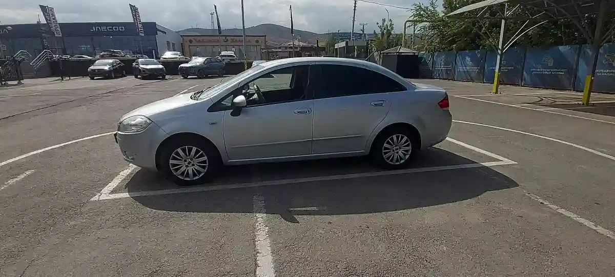 Fiat Linea 2011 года за 3 000 000 тг. в Алматы