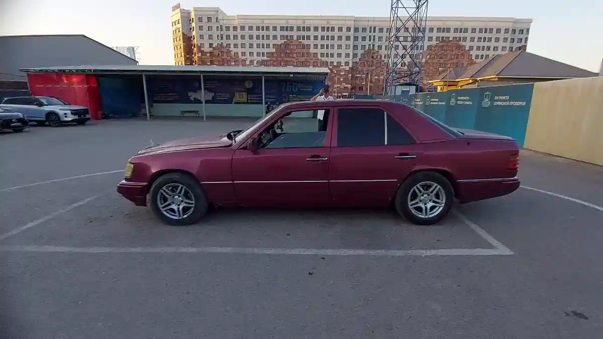 Mercedes-Benz W124 1992 года за 1 000 000 тг. в Шымкент