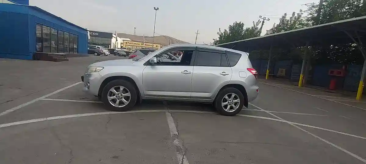 Toyota RAV4 2010 года за 7 550 000 тг. в Алматы